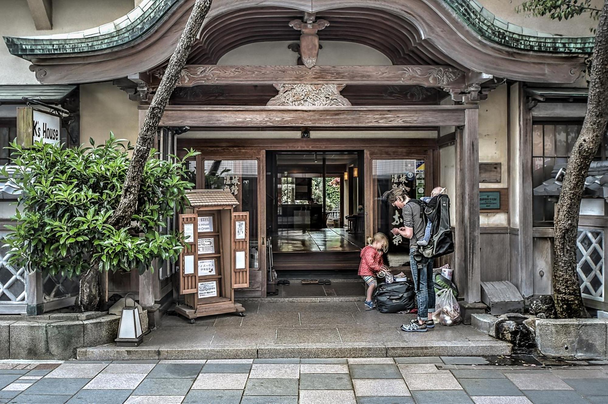 K'S House Ito Onsen - Historical Ryokan Hostel المظهر الخارجي الصورة