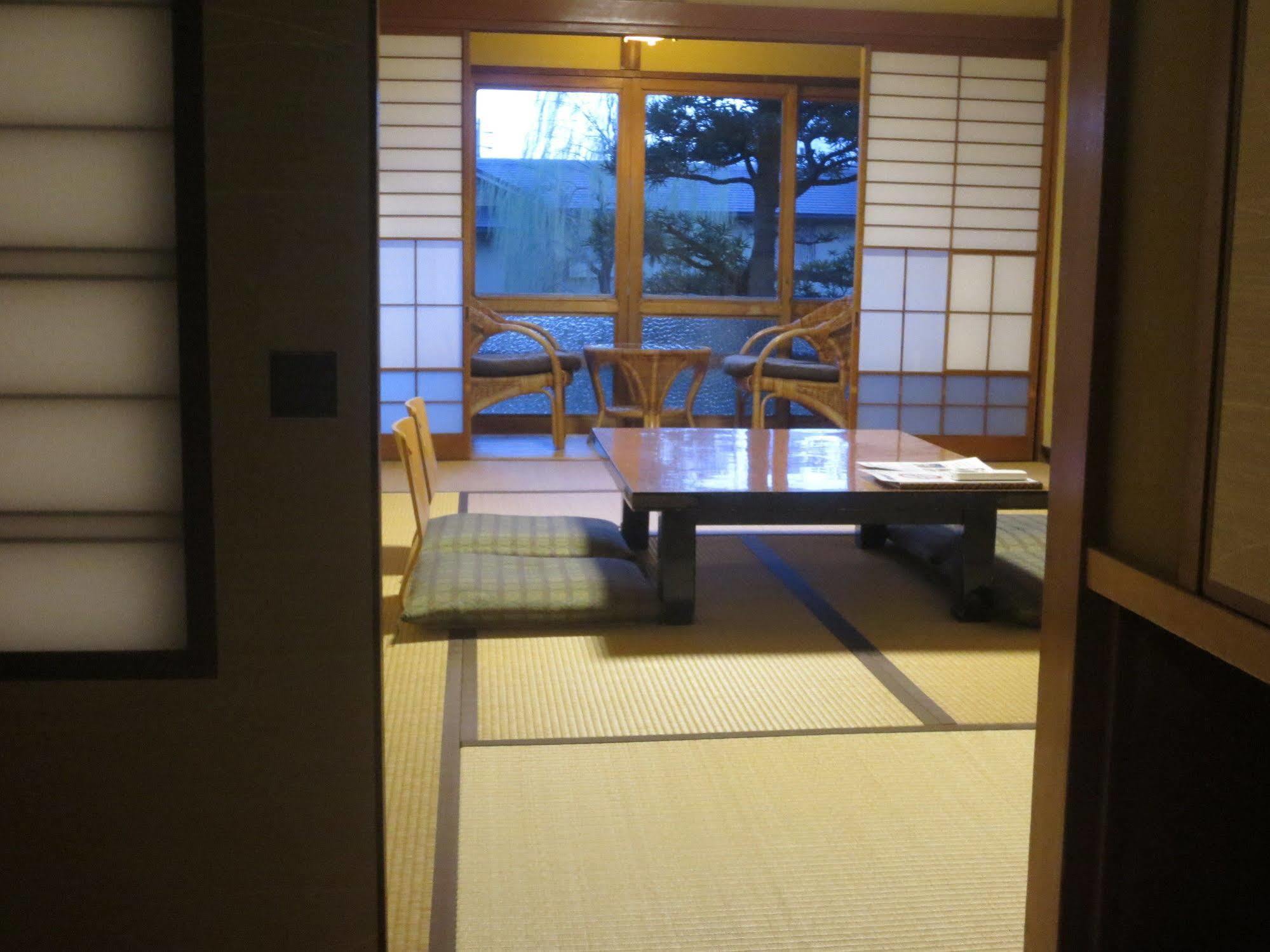 K'S House Ito Onsen - Historical Ryokan Hostel المظهر الخارجي الصورة